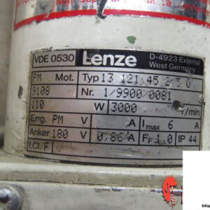 LENZE-1312145-250-SERVO-MOTOR-WITH-GEAR5_675x450.jpg