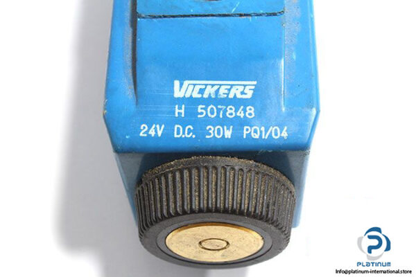 vickers-dg4v-3-2a-m-u-h7-60-solenoid-operated-directional-valve-2