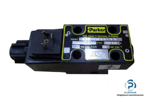 PARKER D1VW Directional Control Valve