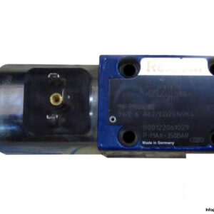 REXROTH-R900561180-DIRECTIONAL-CONTROL-VALVE_675x450.jpg