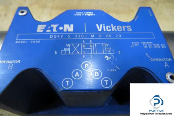 VICKERS-DG4V-5-Directional-Control-Valves4_675x450.jpg