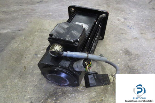 baldor-bsm-4r-5-4-20-b5-a25-servo-motor-side2