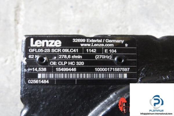 lenze-3_mot-mcs-09l41-geared-servo-motor7_675x450-3