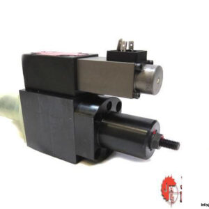 MOOG-XEB11483-000-01-2-WAY-PROPORTIONAL-THROTTLE-CARTRIDGE-VALVE_675x450.jpg