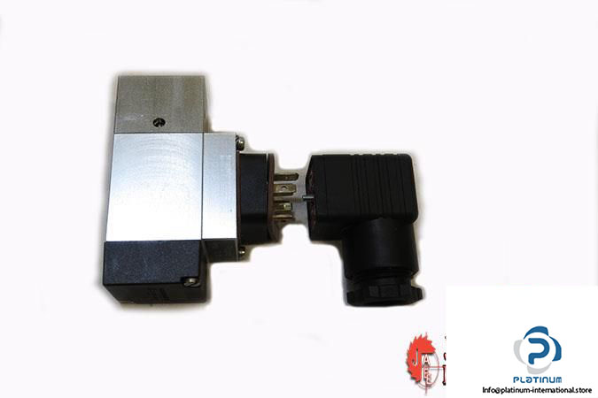 TRAFAG-9K0-9K02083-PRESSURE-SWITCH4_675x450.jpg