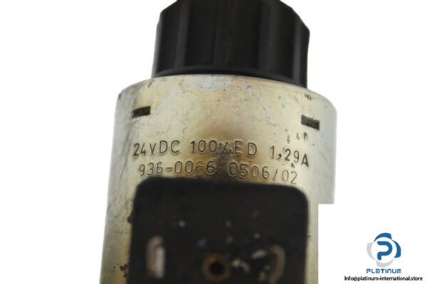 saturn-sev-03-c4-024c-directional-control-valve-2
