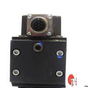 REXROTH-4WS2EM10-SERVO-DIRECTIONAL-CONTROL-VALVE-OF-4-WAY-DESIGN4_675x450.jpg