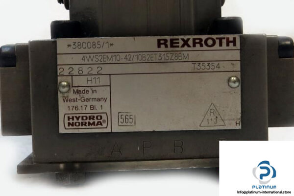 Rexroth-4WS2EM10-4210B2ET315Z8BM-Servo-Valve3_675x450.jpg