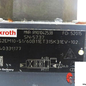 REXROTH-4WS2EM10-SERVO-DIRECTIONAL-CONTROL-VALVE-OF-4-WAY-DESIGN5_675x450.jpg