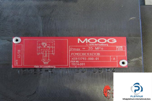 MOOG-XEB11483-000-01-2-WAY-PROPORTIONAL-THROTTLE-CARTRIDGE-VALVE7_675x450.jpg