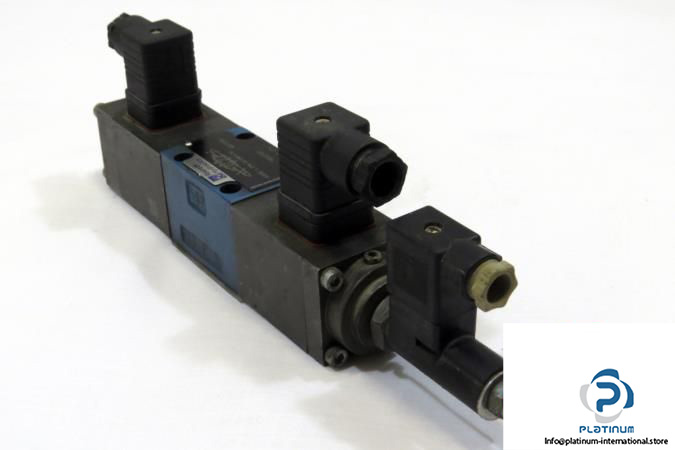 Rexroth-4WRE-6-E16-1224K4M-control-valve_675x450.jpg