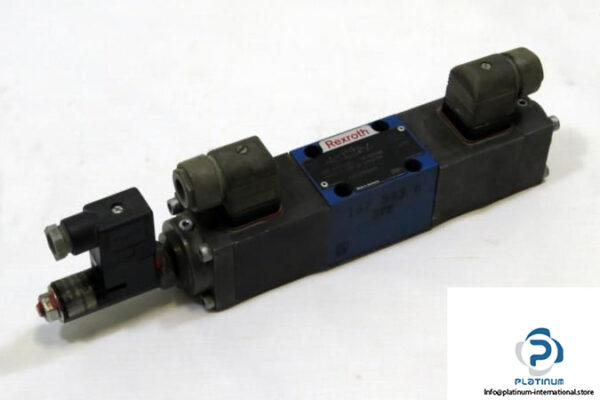 Rexroth-4WRE6-E32-12-hydraulic-control-valve_675x450.jpg