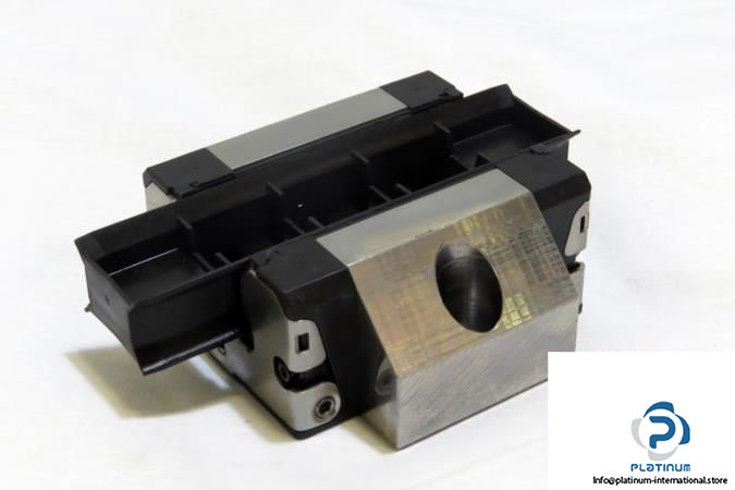 Rexroth-R166531420-Ball-rail-runner-block_675x450.jpg