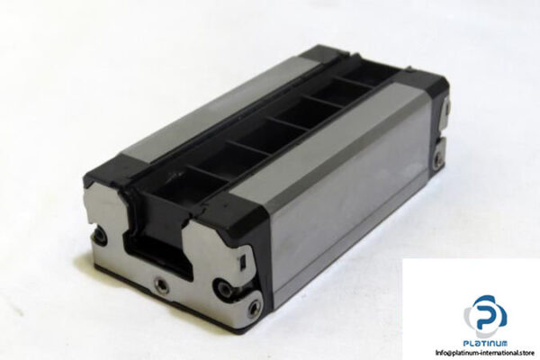 Rexroth-R162379320-Ball-runner-block_675x450