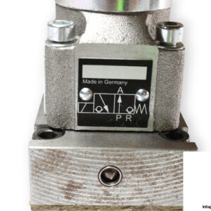 hawe-ngz-3-1-a-24-directional-seated-valve-used-2