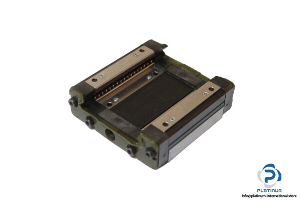 thk-HRW-21CR-linear-bearing-block