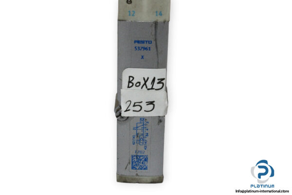 festo-537961-air-solenoid-valve-used-2