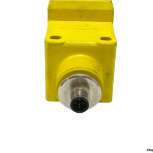 banner-q45bb6llq6-photoelectric-rugged-rectangle-sensor-2