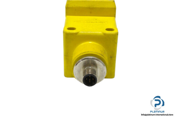 banner-q45bb6llq6-photoelectric-rugged-rectangle-sensor-2