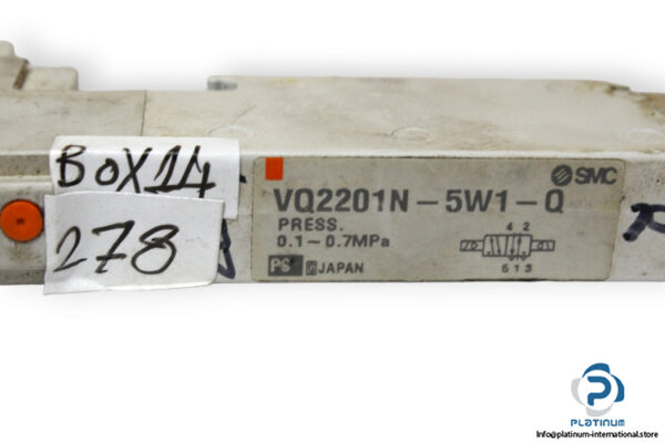 smc-vq2201n-5w1-q-double-solenoid-valve-1