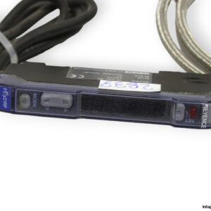 keyence-FS-V21RP-dual-digital-fiber-sensor-(used)-1