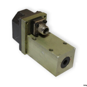 2B-3350-servo-valve-(used)