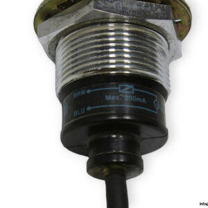 autonics-PRL30-10AO-inductive-proximity-sensor-used-2