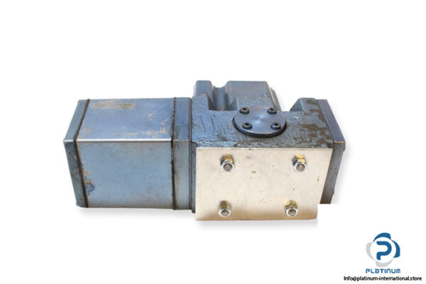 moog-s05kogman6x0-proportional-control-valve-2