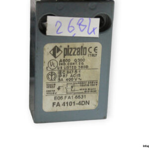 pizzato-FA-4101-4DN-prewired-position-switch-with- short-piston-plunger-(used)-1