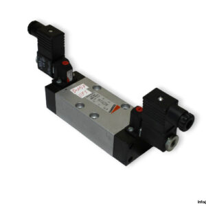 camozzi-952-F2A-P11-U73S01-double-solenoid-valve-used-1
