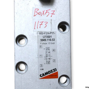 camozzi-952-F2A-P11-U73S01-double-solenoid-valve-used-5