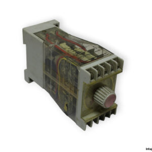 dold-AJ-700.11.1111-time-relay-(used)