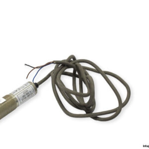 sick-VT180-N112-photoelectric-proximity-sensor