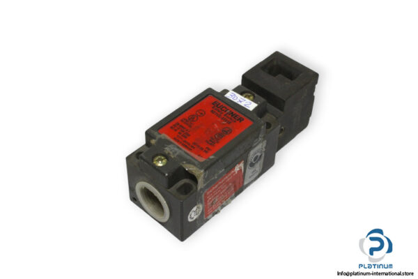 euchner-NZ1VZ-3131E-safety-switch-(used)