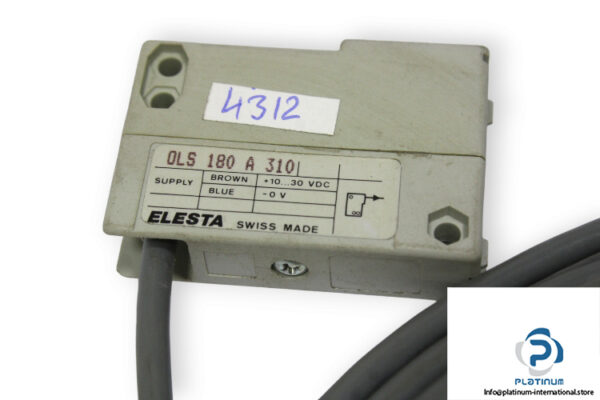 elesta-OLS-180-A-310-photoelectric-sensor-new-2
