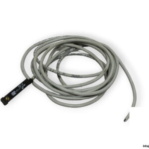 az-pneumatice-RS1-A-reed-magnetic-sensor-(used)