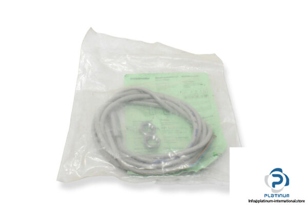 contrinex-DW-AD-503-M12-120-inductive-proximity-switch