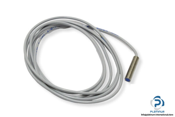 contrinex-DW-AD-603-M8-inductive-proximity-sensor