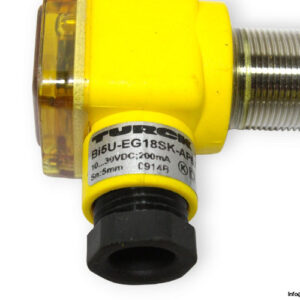 turck-BI5U-EG18SK-AP6X-inductive-sensor-(new)-1