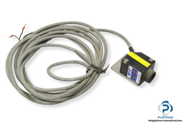 snt-OPE300LENS24-photoelectric-sensor
