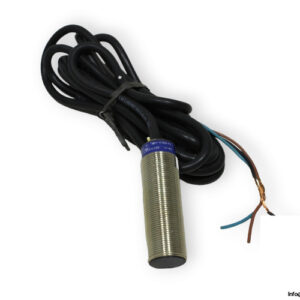 telemecanique-XS1M18PA370-inductive-proximity-sensors-(new)