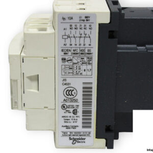 telemecanique-CAD32F7-control-relay-(new)-2