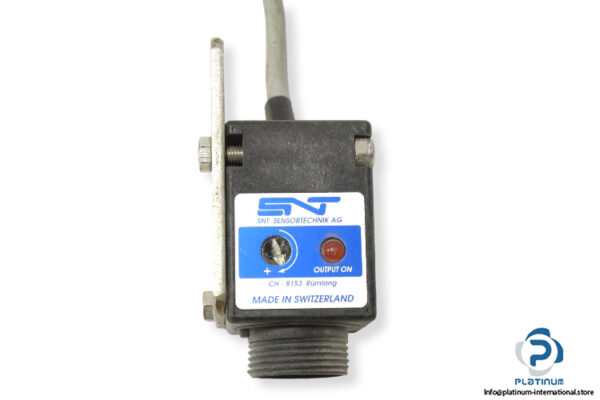 snt-ope300lens24-photoelectric-sensor-2