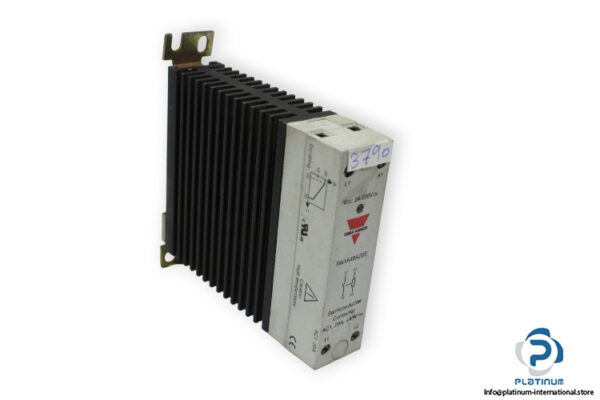 carlo-gavazzi-RN1A48A20E-semiconductor-contactor-(used)