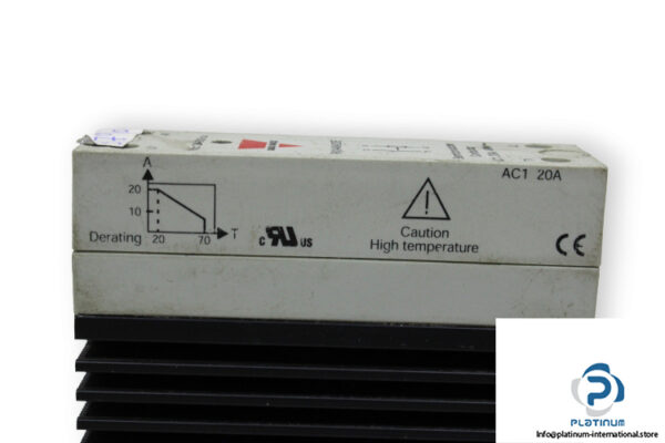 carlo-gavazzi-RN1A48A20E-semiconductor-contactor-(used)-2