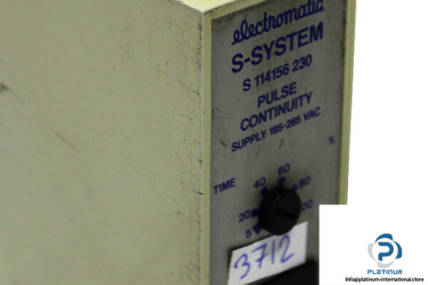 carlo-gavazzi-S-114156-230-pulse-continuity-relay-timer-(used)-1