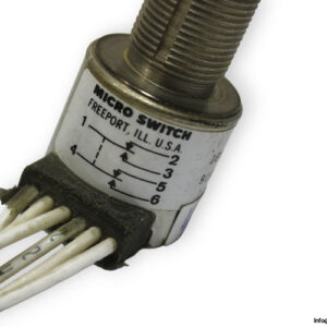 micro-switch-1EN51-6-limit-switch-(used)-1