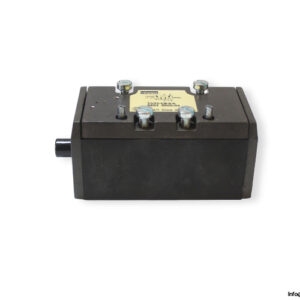 parker-VG35-ER-S-6-8204-0660-04-single-solenoid-valve