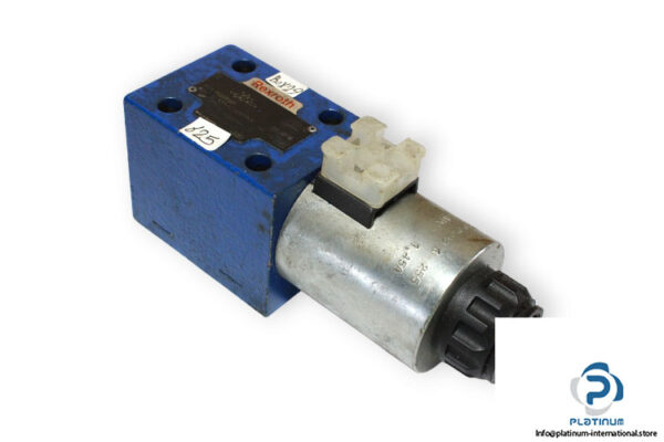 rexroth-R900595531-solenoid-operated-directional-control-valve-used