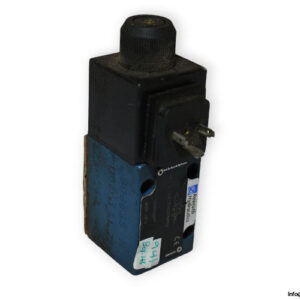 Rexroth-R900909559-directional- Spool-valve-used